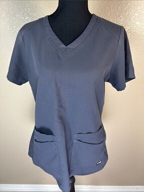 Grey's Anatomy Women's V-Neck Short Sleeve Scrub Top in Gray
